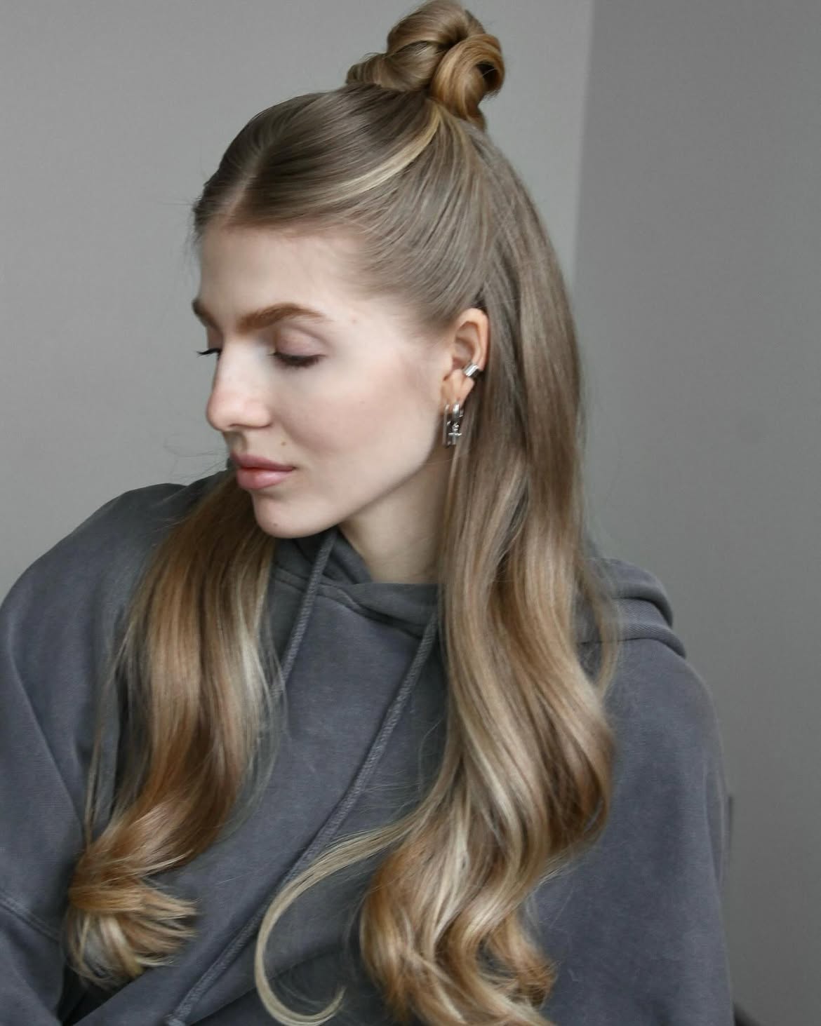 Half-Up Twisted Top Knot With Beachy Waves