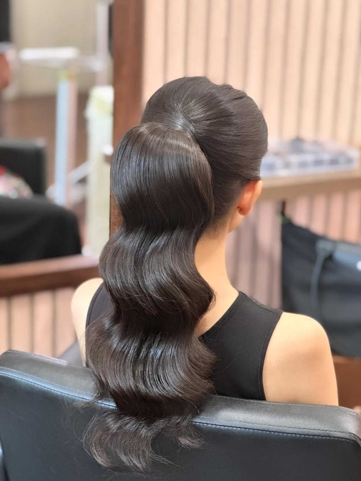 Hollywood Glamour Waves High Ponytail