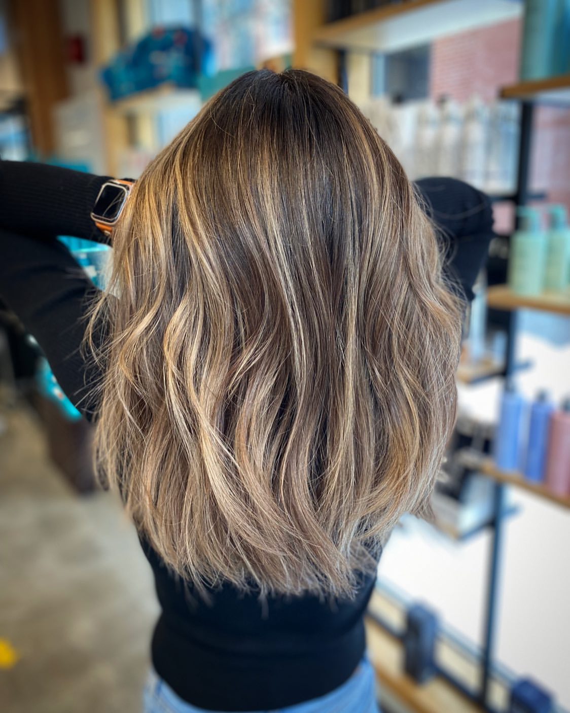Lived In Honey Blonde Highlights On Mid Length Cut