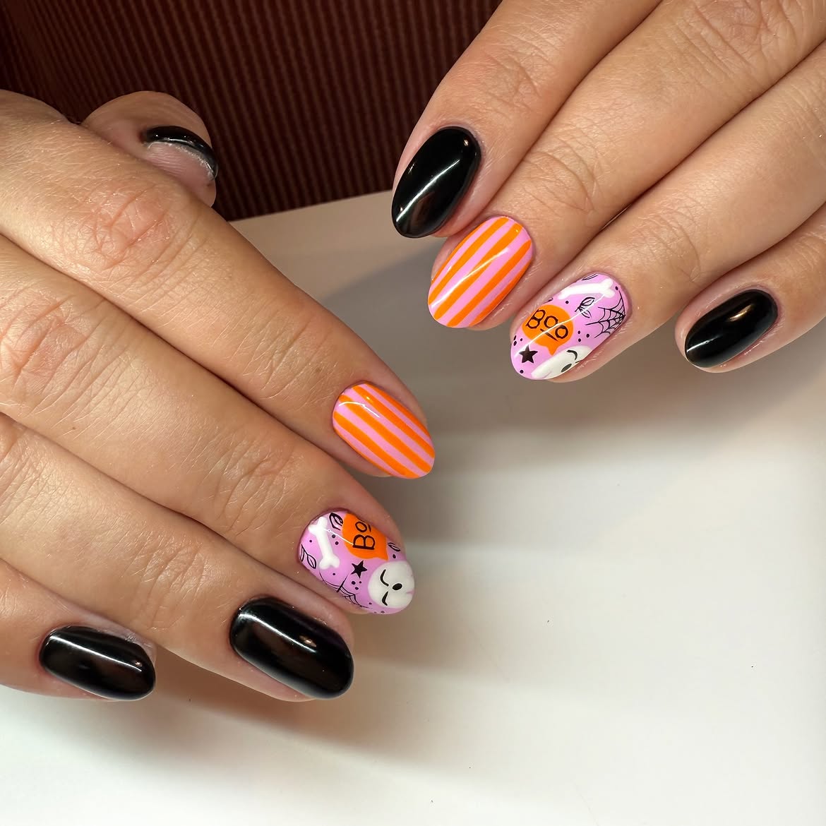 Short Halloween Orange Stripe & Ghost Art Nails