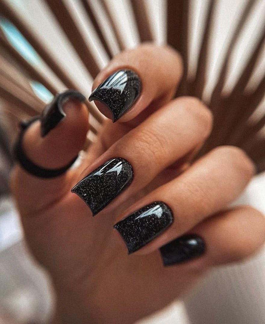 Sparkling Black Glitter Square Nails