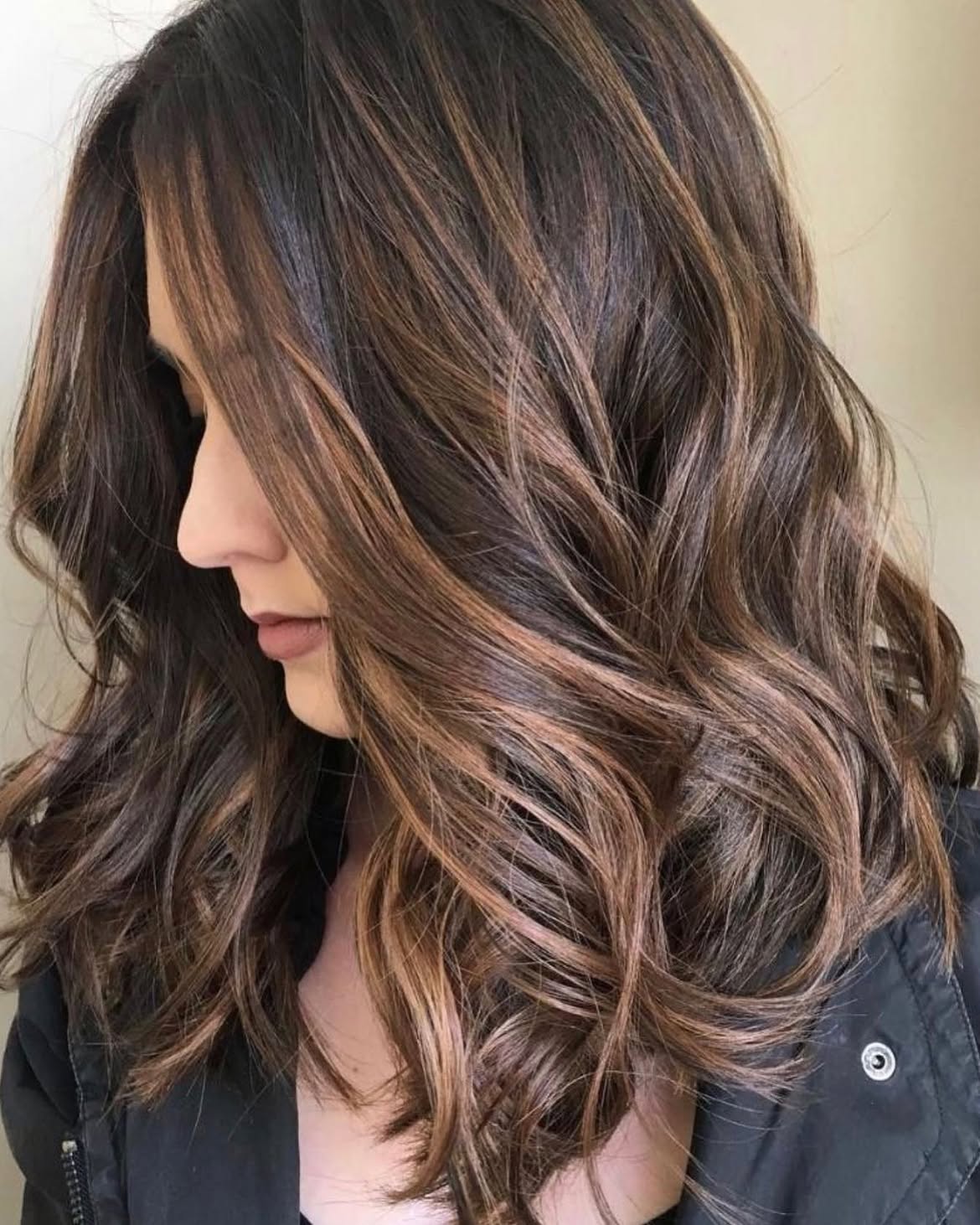 Subtle Caramel Highlights On Dark Espresso Waves