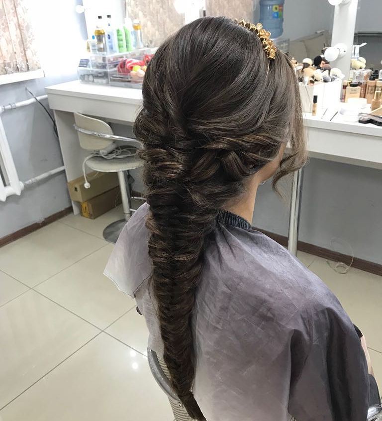 Textured Fishtail Braid With Delicate Gold Headband
