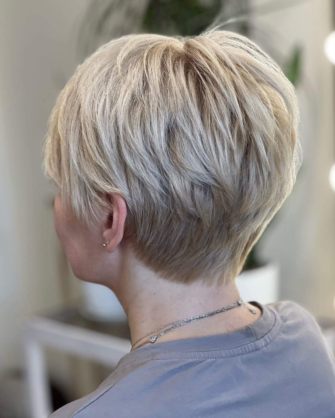 Textured Layered Pixie Bob In Platinum Blonde
