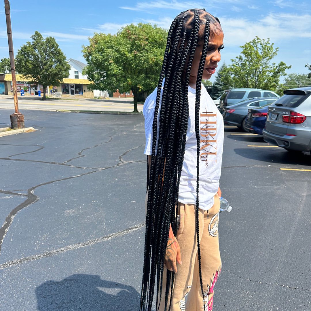Ultra-Long Box Braids With Defined Parts