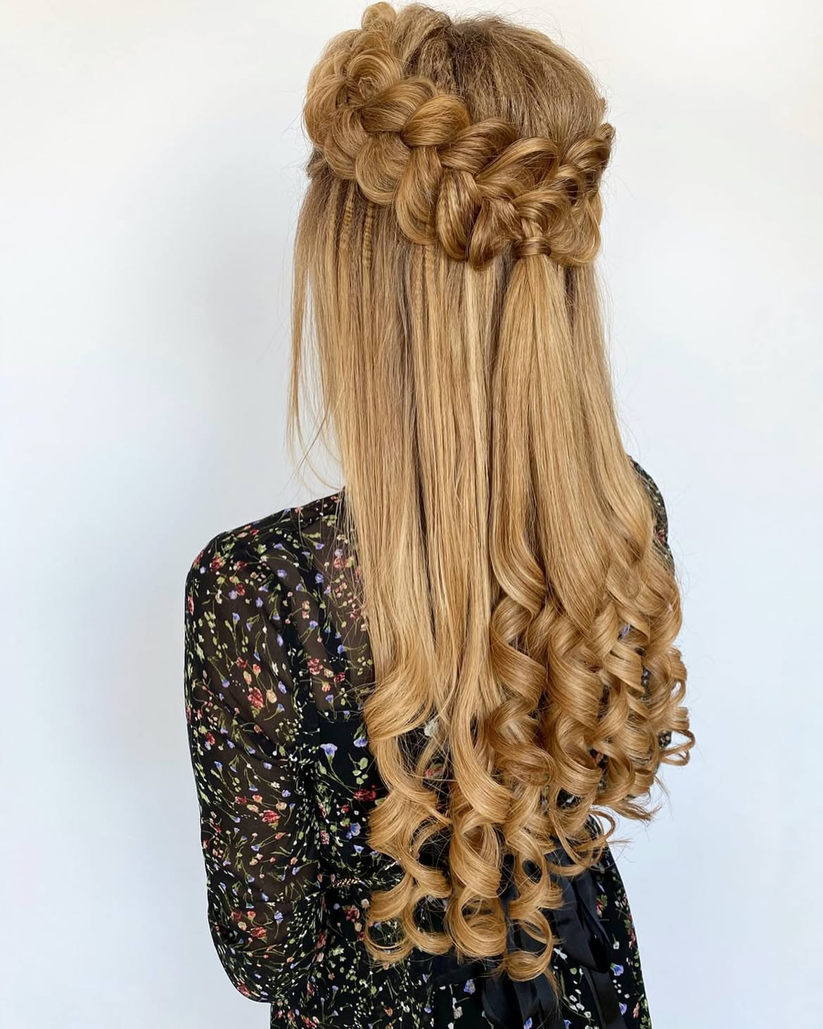 Voluminous Half Up Dutch Braid With Spiral Curls