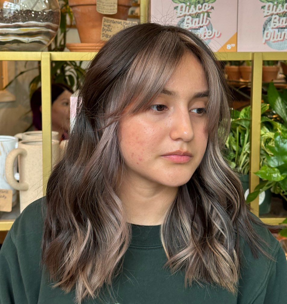 Ash Brown Lob With Soft Mushroom Money Piece