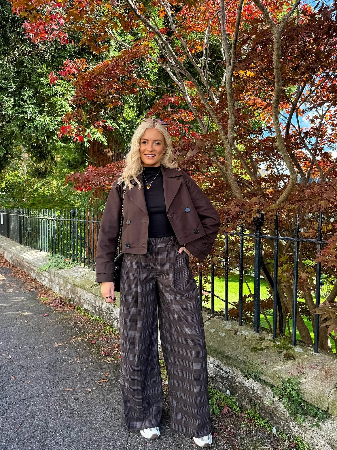 Brown Cropped Jacket And Plaid Wide-Leg Trousers