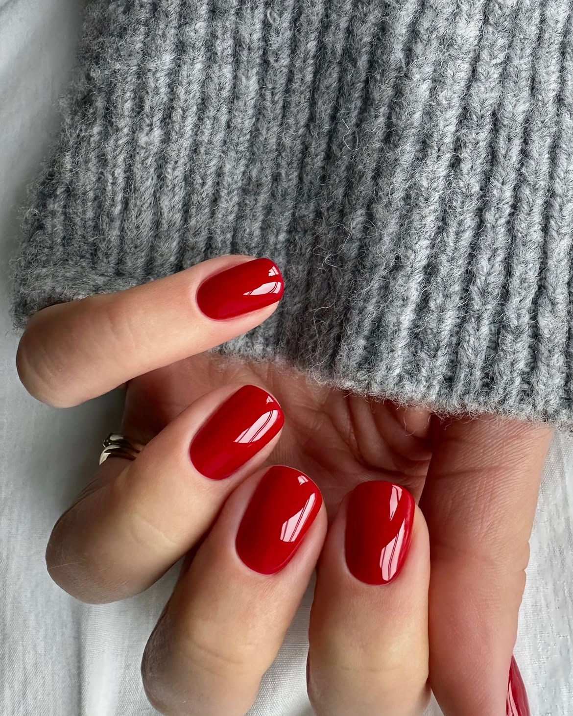Classic High Gloss Red Oval Nails