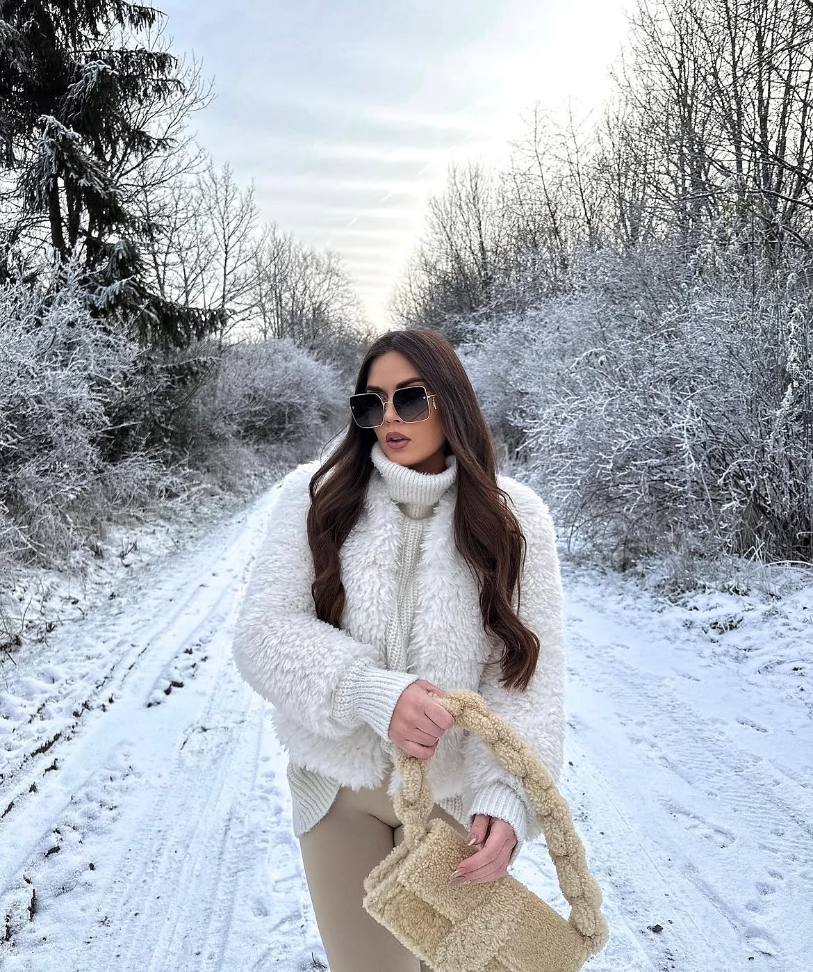 Cozy Cream Fleece Jacket With Neutral Trousers