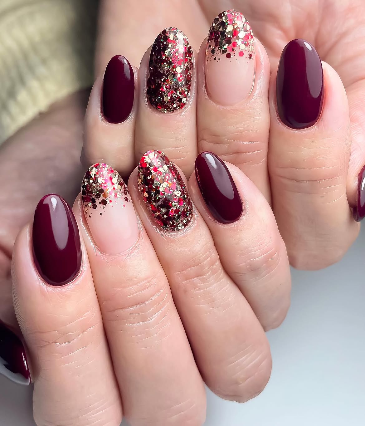 Deep Burgundy & Glitter Ombre Oval Nails