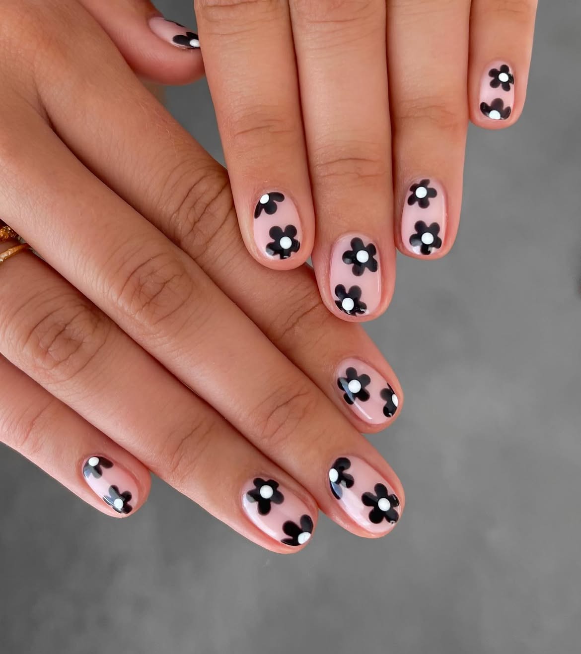 Glossy Black Daisy Flower Accent Nails