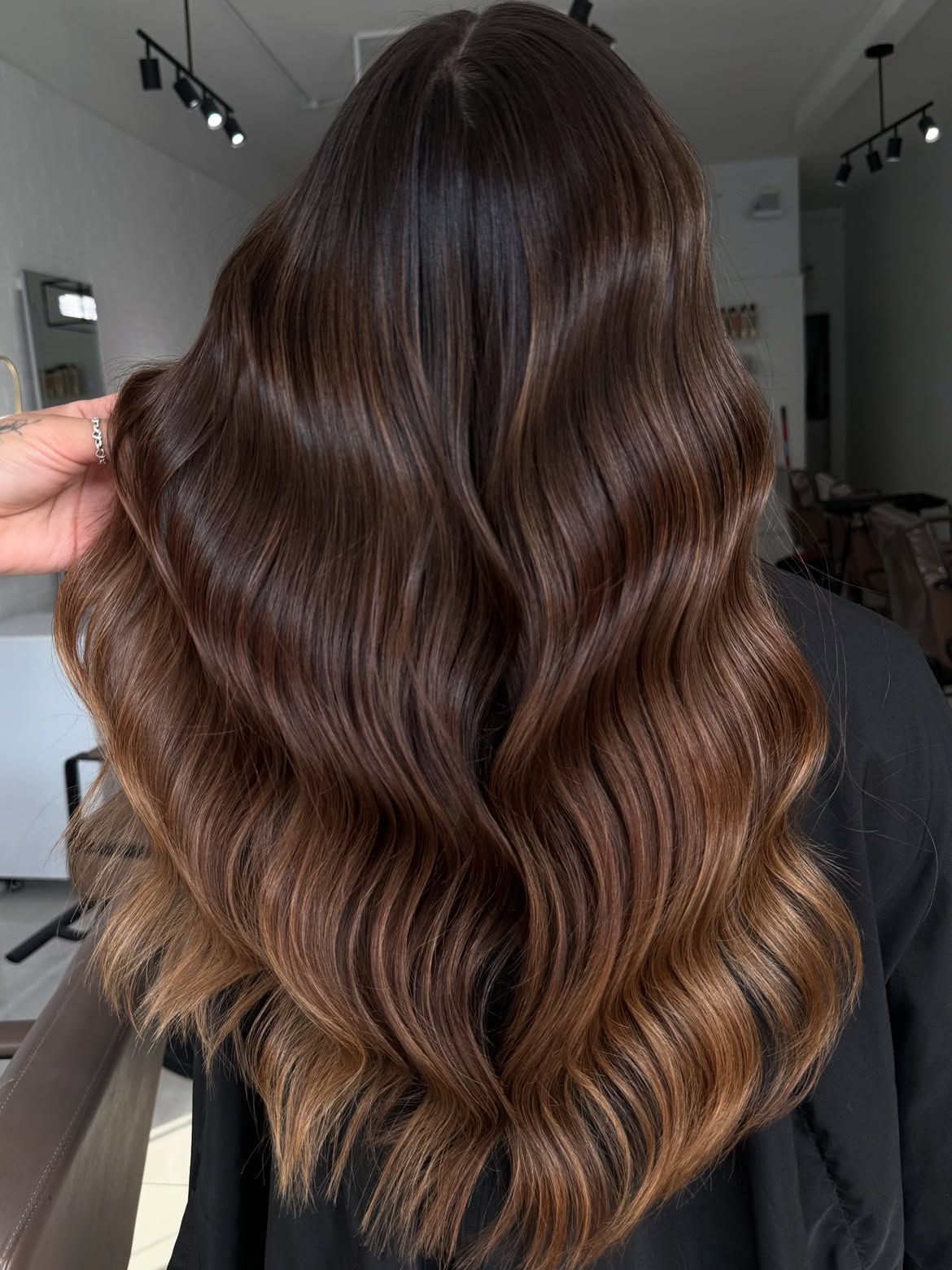 Glossy Chestnut Brown Lived-In Waves