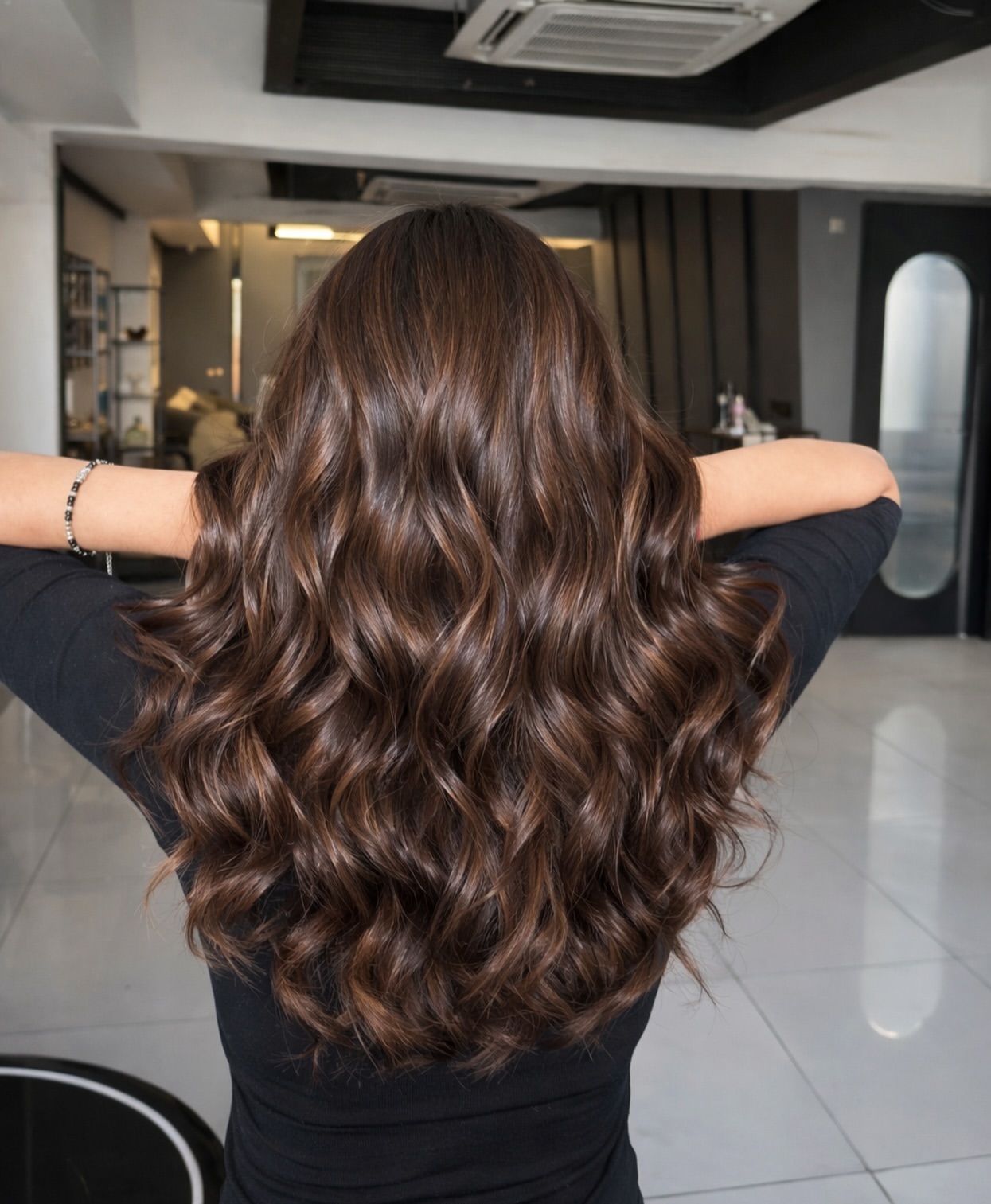 Glossy Chocolate Brown Waves With Caramel Highlights