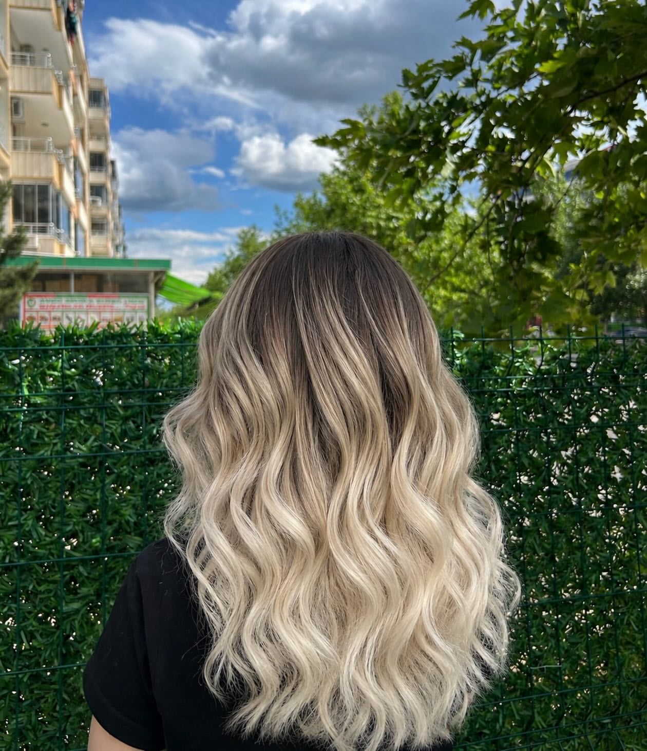 High Contrast Dark Root To Platinum Ombre