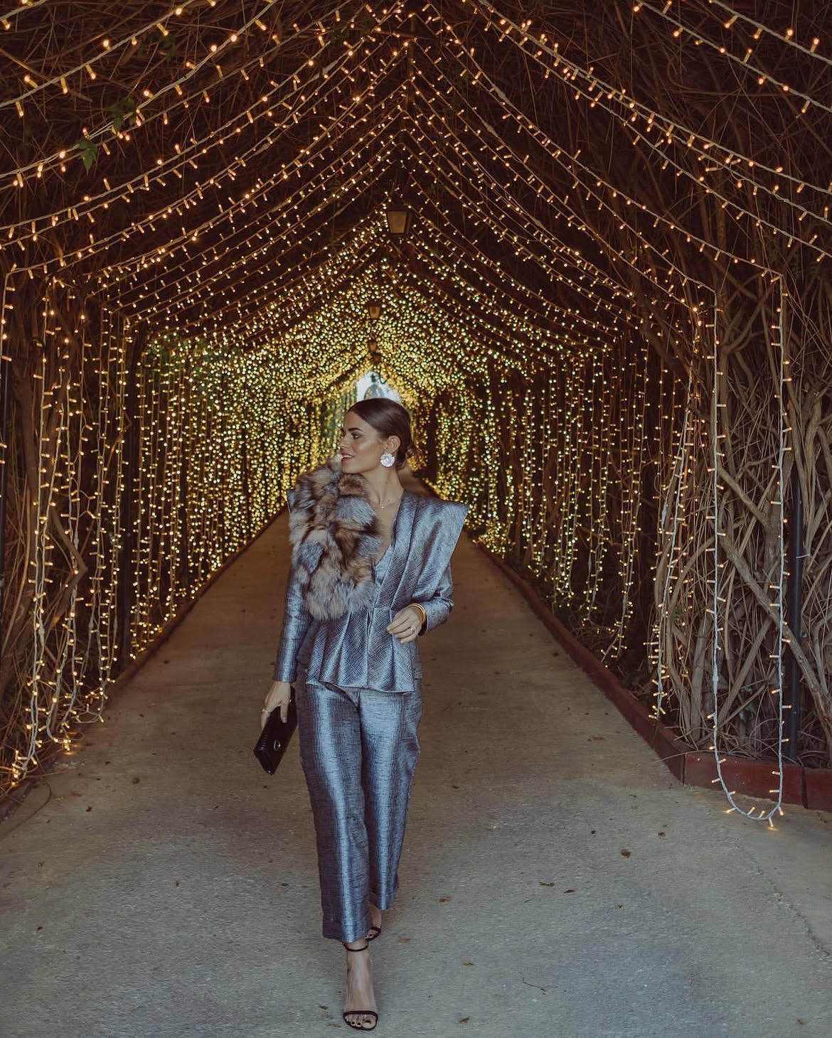 Metallic Suit With Faux Fur Collar Glamorous Evening Look