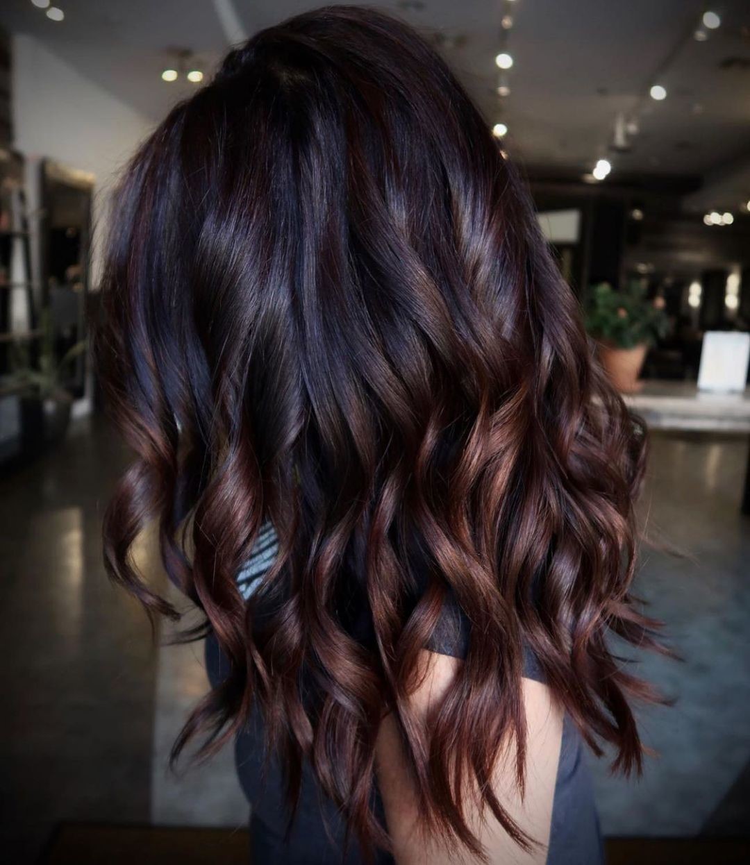 Rich Espresso Waves With Subtle Mahogany Highlights