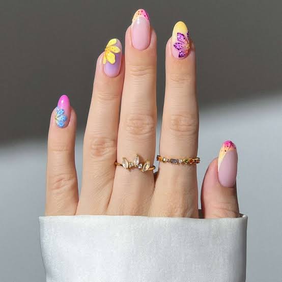 Medium Almond French Manicure with 3D Yellow Flowers Medium Almond French Manicure with 3D Yellow Flowers — 3D Nails