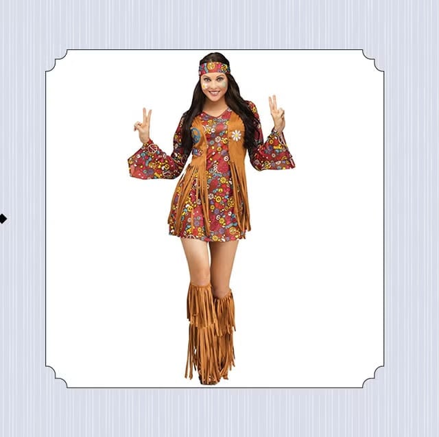 Floral Print Dress With Bell Sleeves And Fringed Boot Covers Floral Print Dress With Bell Sleeves And Fringed Boot Covers — 70s Outfits