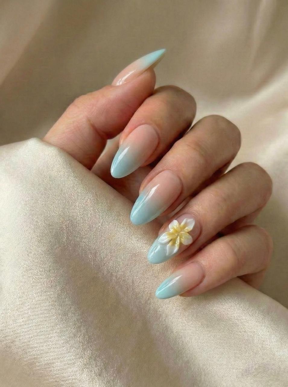 Light Blue Ombre 3D Flower Medium Almond Light Blue Ombre 3D Flower Medium Almond — Acrylic Nails Almond
