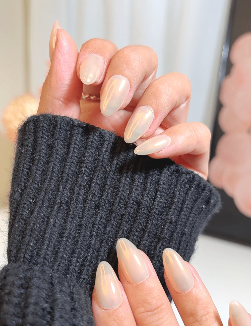Milky Nude Glaze Glossy Short Almond Milky Nude Glaze Glossy Short Almond — Acrylic Nails Almond