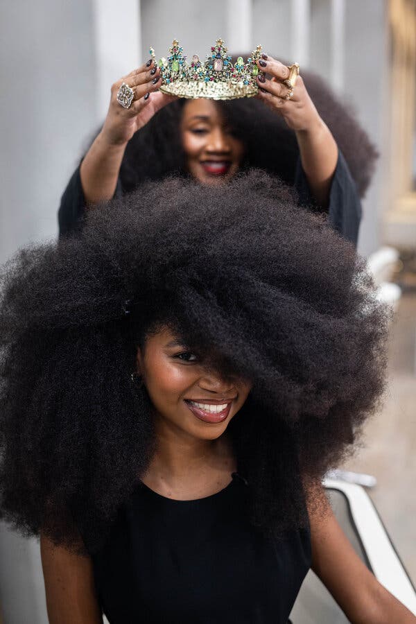 Massive Mid-Back Length Afro Massive Mid-Back Length Afro — Afro Hair
