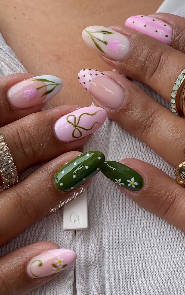 Light Pink Medium Almond Nails With Florals and Dots Light Pink Medium Almond Nails With Florals and Dots