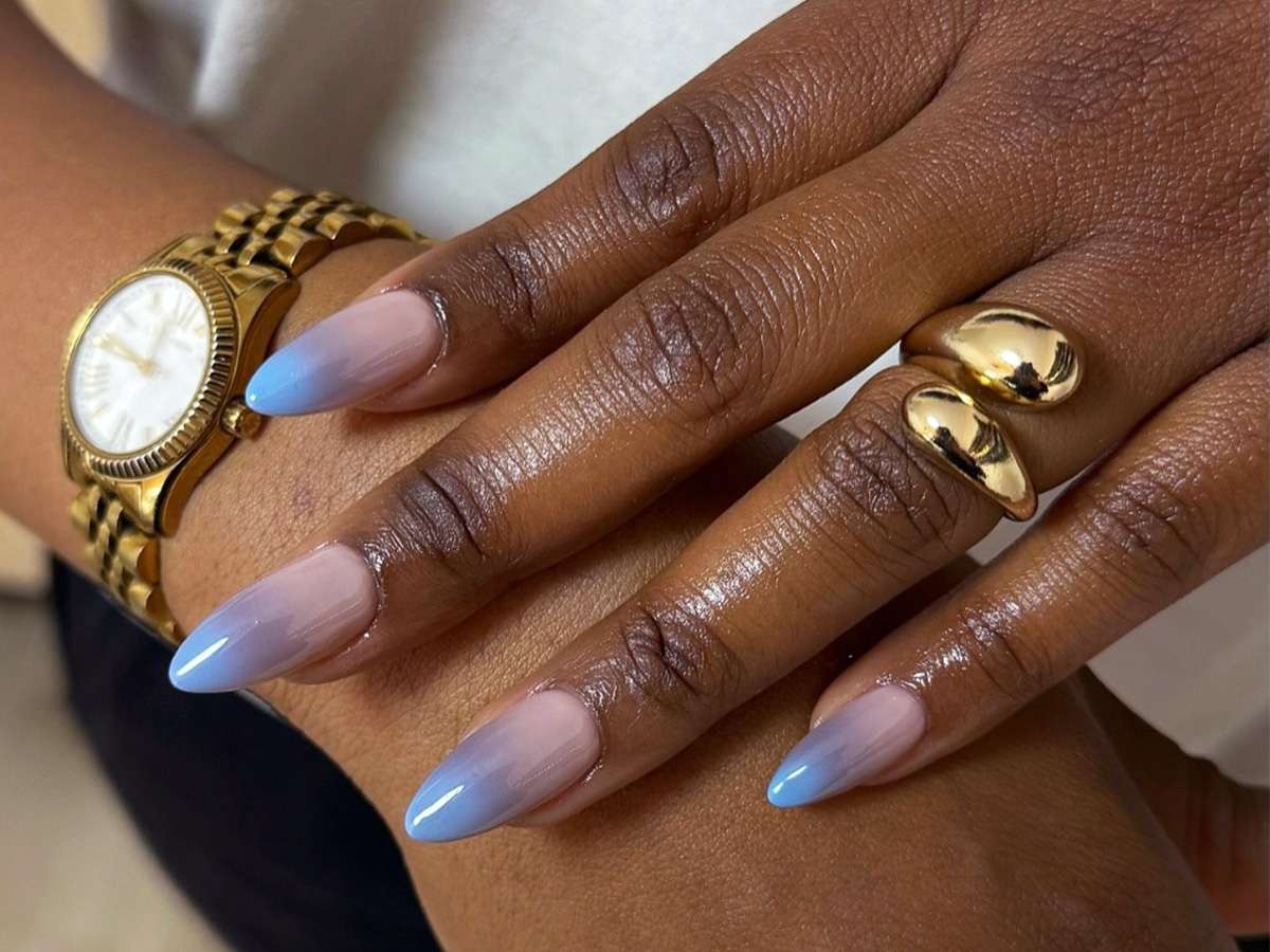 Nude to Baby Blue Gradient French Tip Nails Nude to Baby Blue Gradient French Tip Nails — Baby Blue Nails