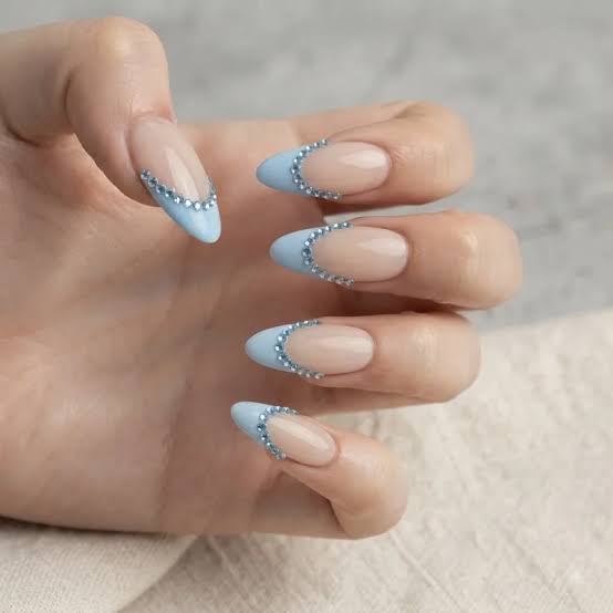 Baby Blue French Tip Nails with Rhinestones Baby Blue French Tip Nails with Rhinestones — Baby Blue Nails