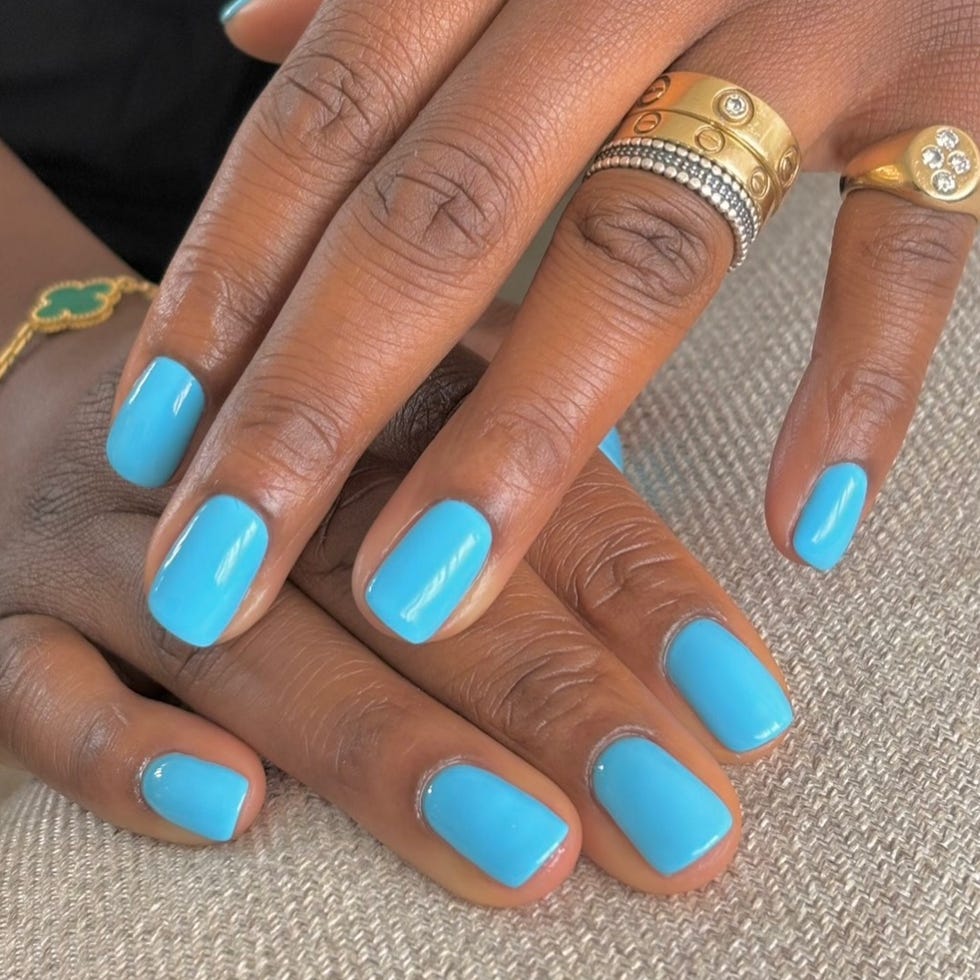 Vibrant Glossy Short Square Blue Nails Vibrant Glossy Short Square Blue Nails — Baby Blue Nails