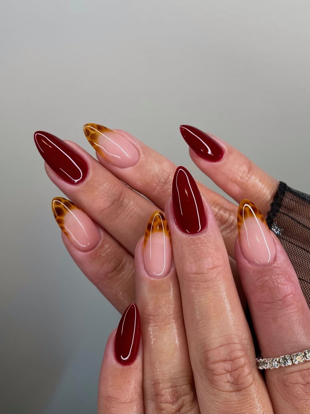 Burgundy Medium Almond Nails with Tortoiseshell French Burgundy Medium Almond Nails with Tortoiseshell French — Baddie Nails