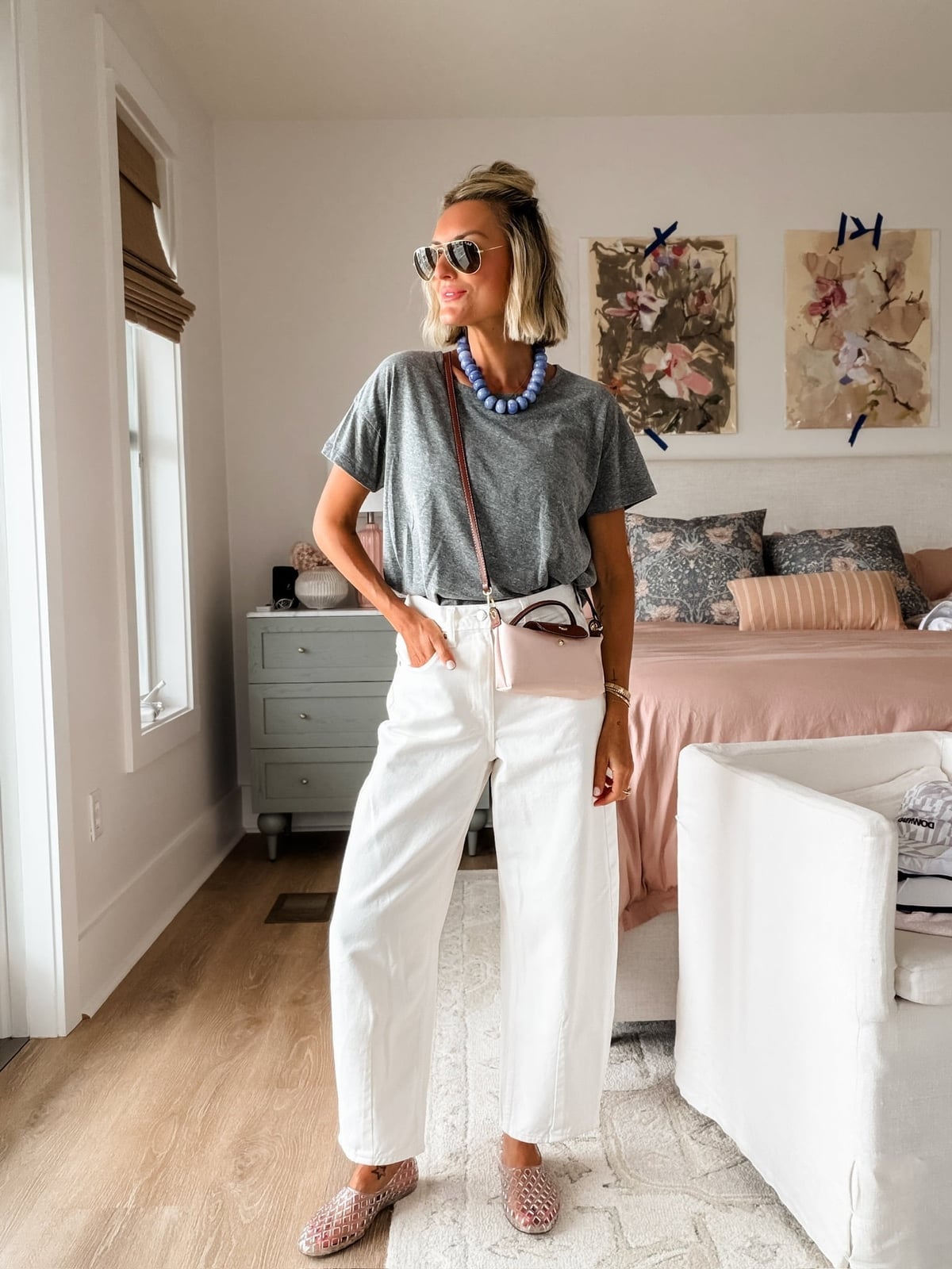 Leopard Print Jacket With White Barrel Jeans Leopard Print Jacket With White Barrel Jeans — Barrel Jeans Outfits