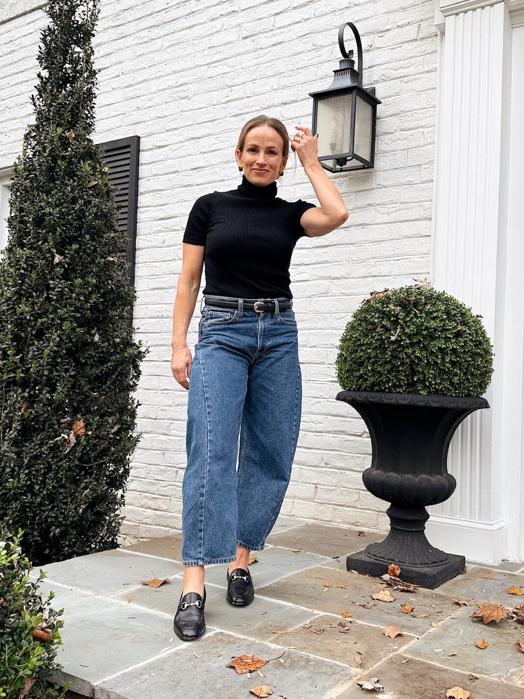 Turtleneck With Medium Wash Barrel Jeans Turtleneck With Medium Wash Barrel Jeans — Barrel Jeans Outfits
