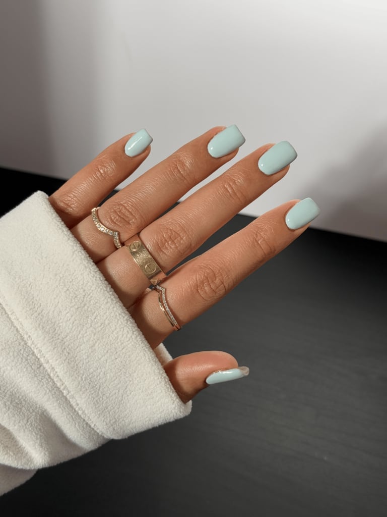 Short Square Light Pastel Blue Nails Short Square Light Pastel Blue Nails — Basic Nails