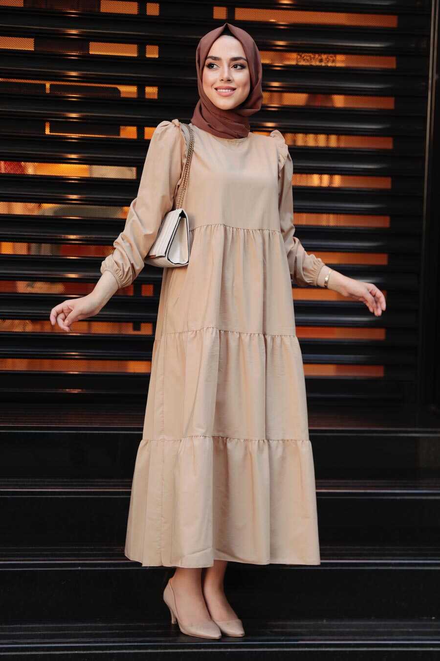 Beige Long Sleeve Tiered Midi Dress with Relaxed Silhouette Beige Long Sleeve Tiered Midi Dress with Relaxed Silhouette — Beige Dress