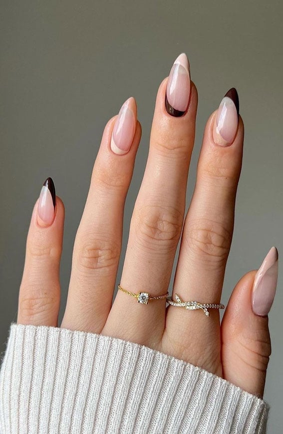 Glossy Sheer Nude Side French Almond Nails Glossy Sheer Nude Side French Almond Nails — Beige Nails