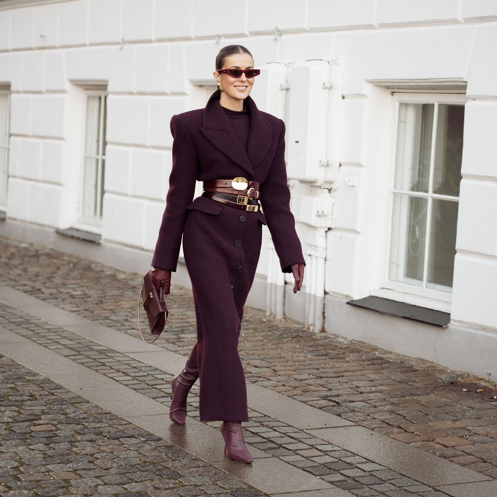 Wide Leather Belt Cinches Long Coat Dress Wide Leather Belt Cinches Long Coat Dress — Belt Outfits