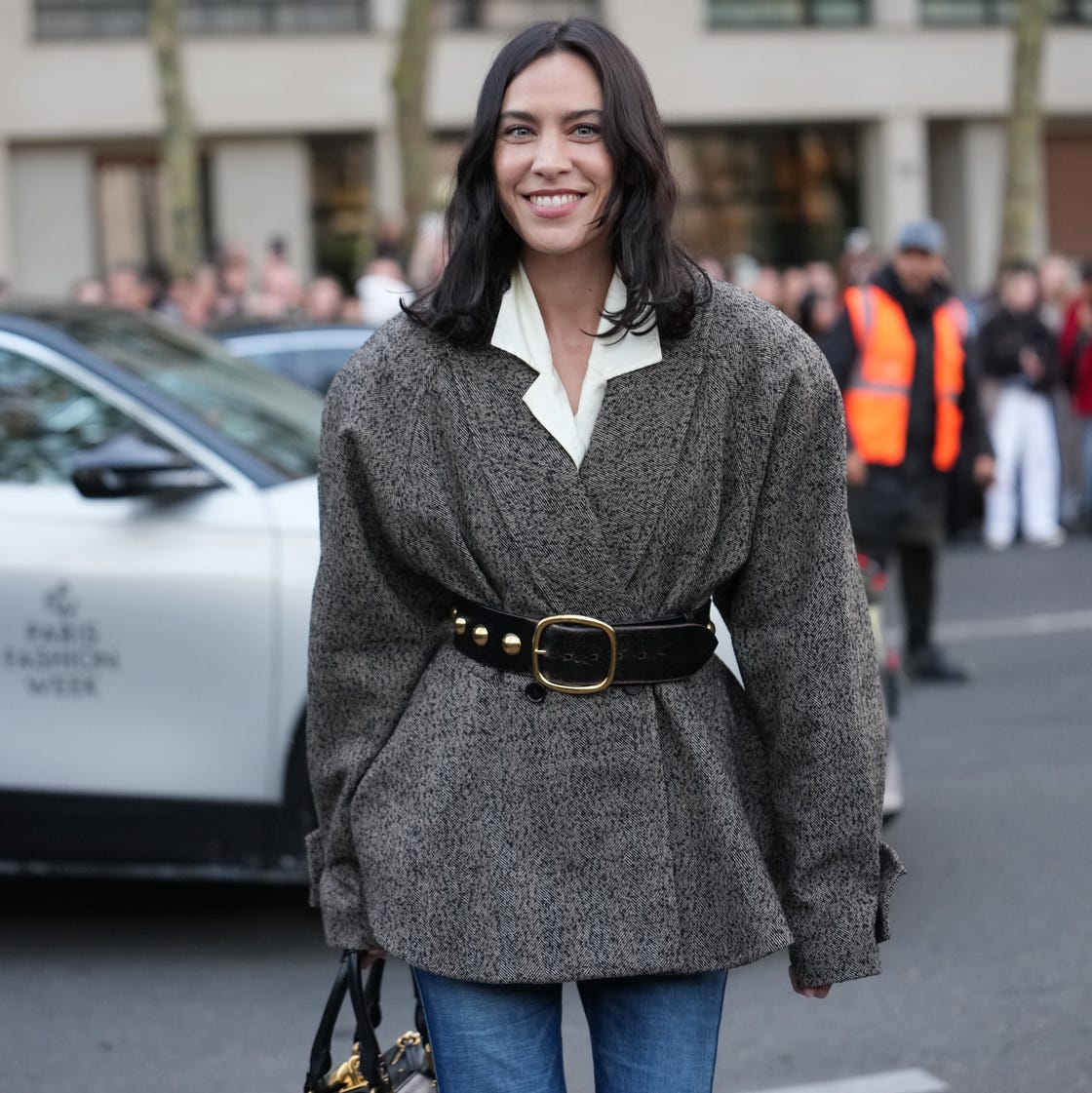Wide Studded Belt Accents Oversized Blazer and Jeans Wide Studded Belt Accents Oversized Blazer and Jeans — Belt Outfits