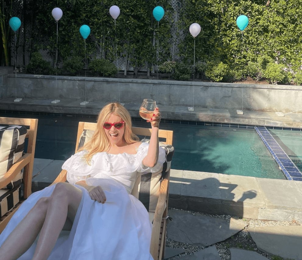 White Off-Shoulder Ruffled Dress With Heart Sunglasses White Off-Shoulder Ruffled Dress With Heart Sunglasses — Birthday Outfits