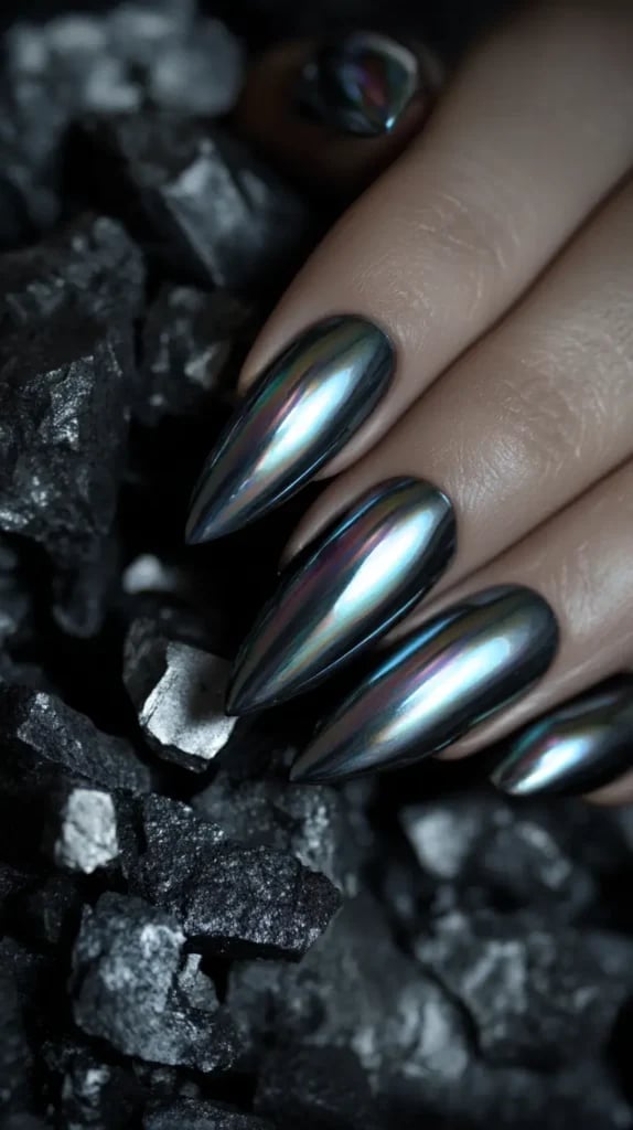 Long Stiletto Multicolor Chrome Long Stiletto Multicolor Chrome — Black Chrome Nails