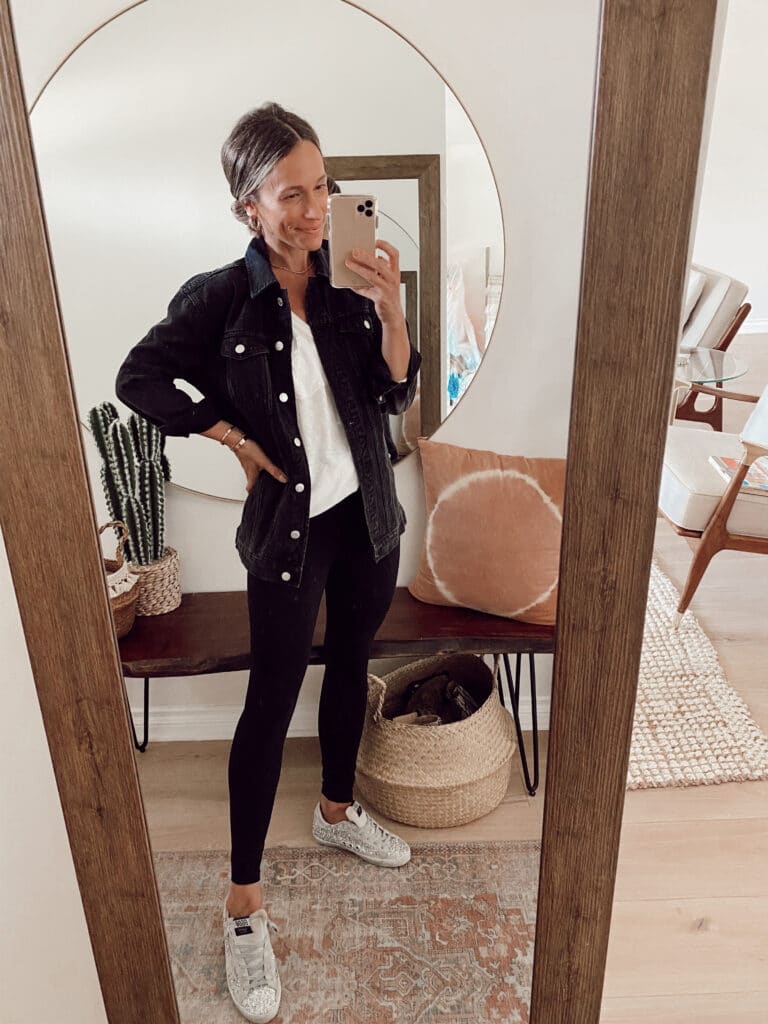 Oversized Black Denim Jacket With Black Leggings Oversized Black Denim Jacket With Black Leggings — Black Jean Jacket Outfit