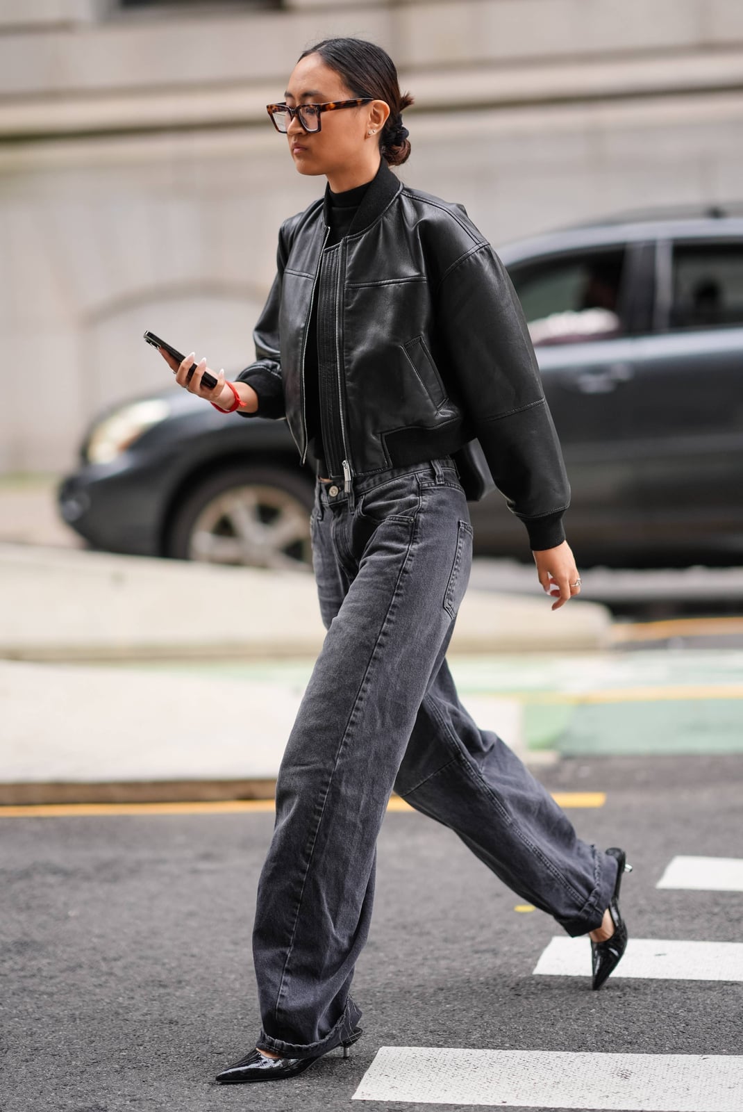 Gray Wash Black Jeans With Leather Bomber Gray Wash Black Jeans With Leather Bomber — Black Jeans Outfits