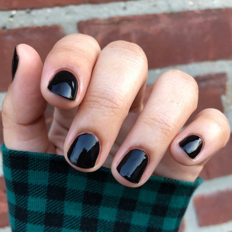 Glossy Black Short Square Nails Glossy Black Short Square Nails — Black Nails
