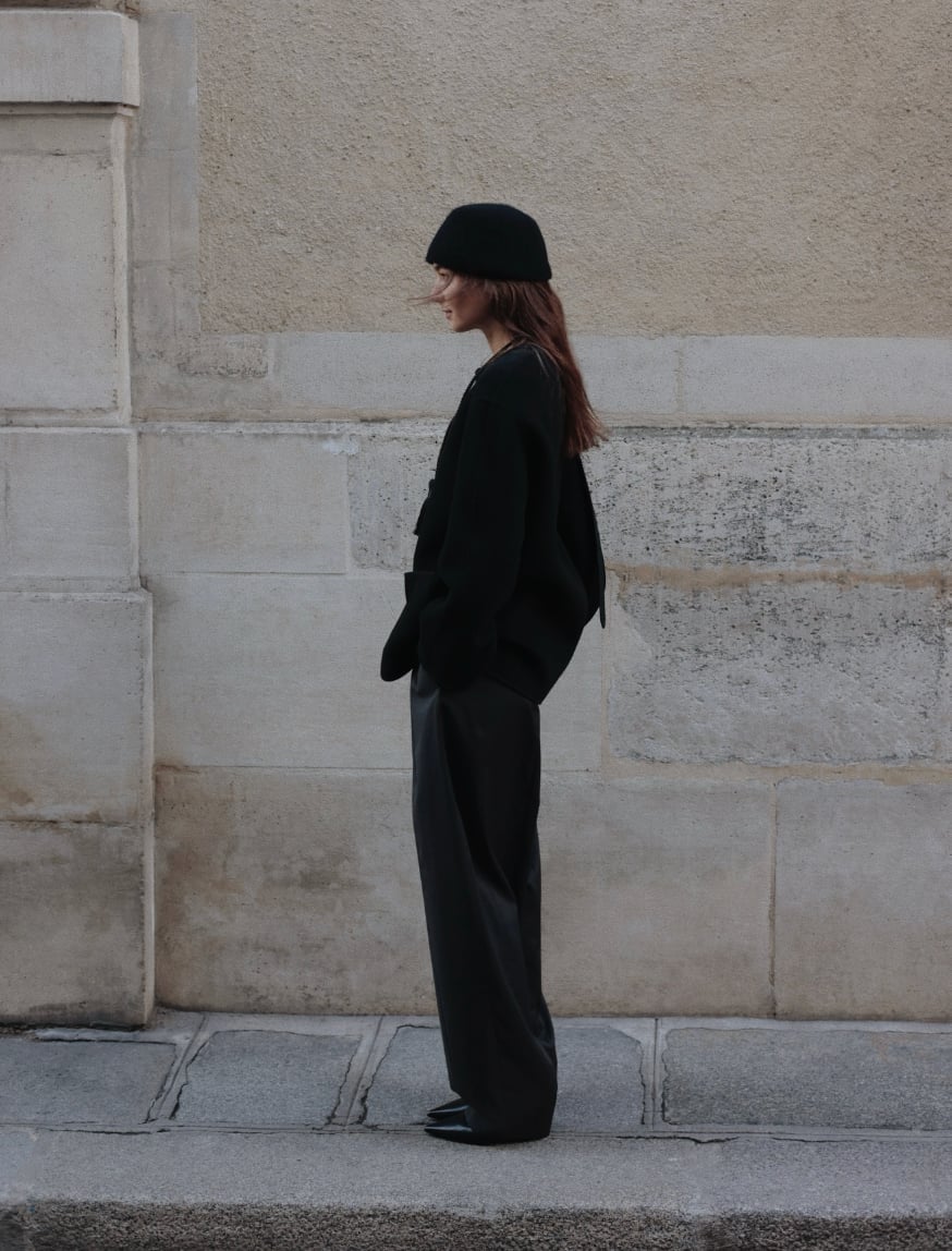 Oversized cardigan with wide-leg trousers and beanie Oversized cardigan with wide-leg trousers and beanie — Black Outfits