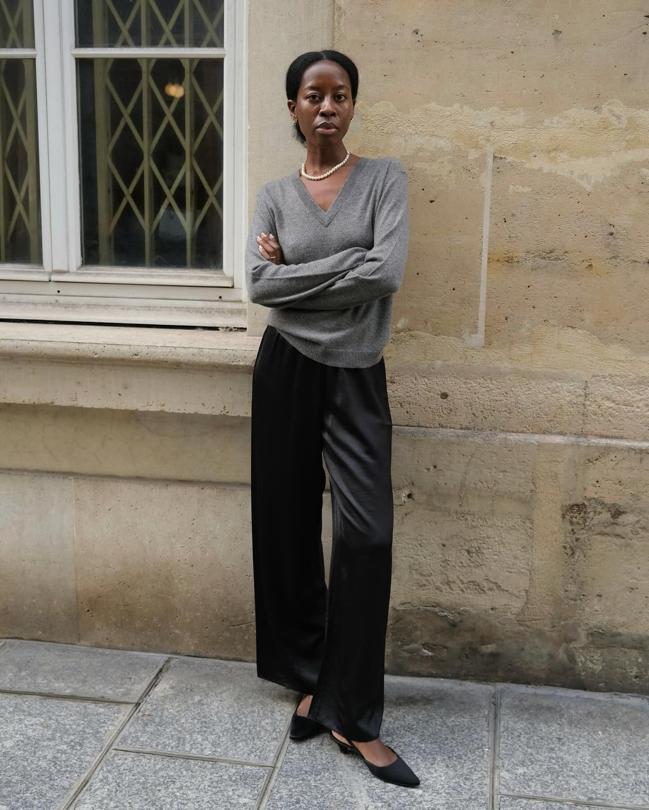 Black satin wide leg trousers with gray sweater Black satin wide leg trousers with gray sweater — Black Pants Outfits
