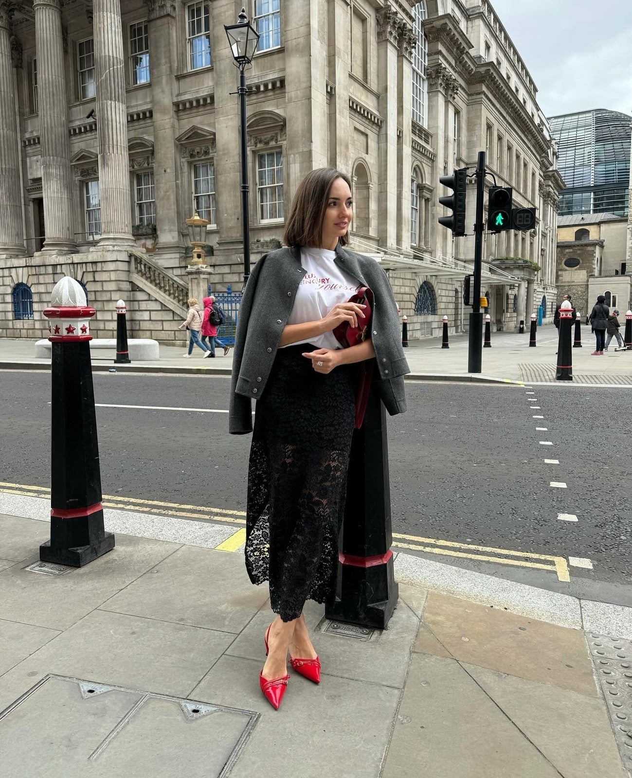 Black Lace Midi Skirt With White Graphic Tee And Gray Coat Black Lace Midi Skirt With White Graphic Tee And Gray Coat — Black Skirt Outfit