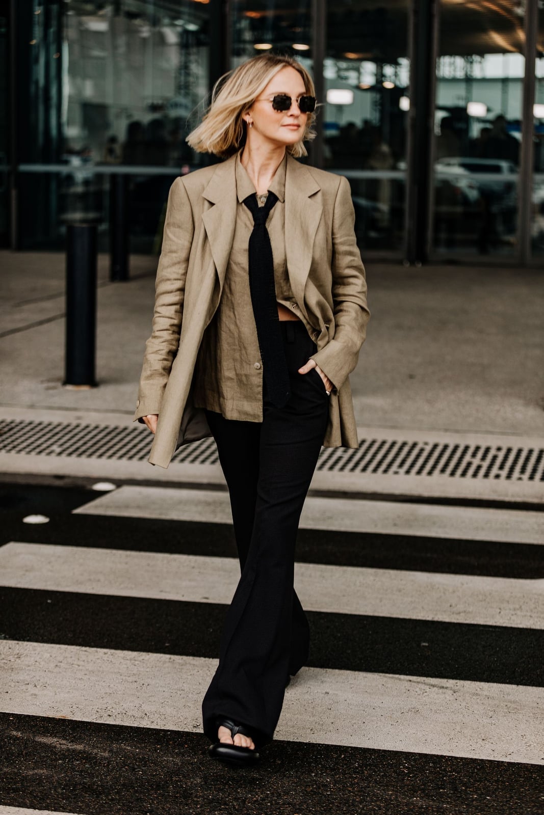 Beige Blazer Over Shirt With Black Knit Tie Beige Blazer Over Shirt With Black Knit Tie — Black Tie Outfits