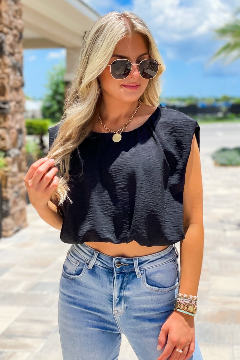 Black Textured Crop Top With Padded Shoulders Black Textured Crop Top With Padded Shoulders — Black Top Outfits