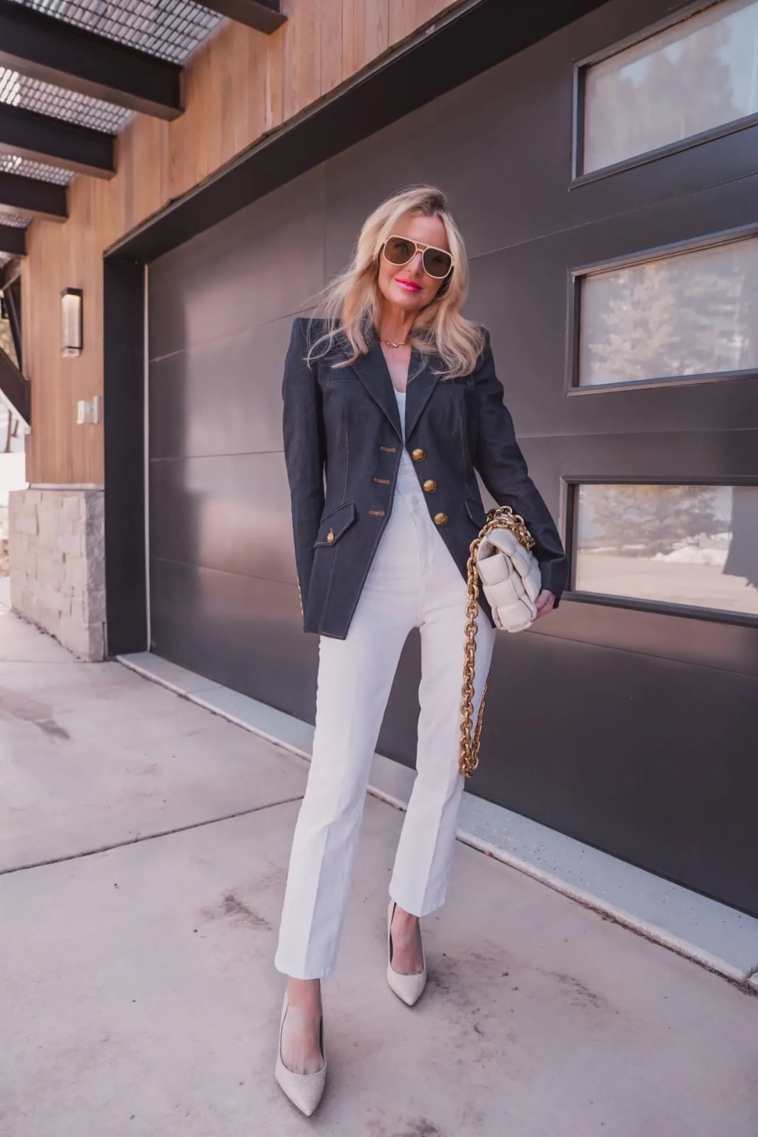 Navy Double-Breasted Blazer With Gold Buttons Navy Double-Breasted Blazer With Gold Buttons — Blazer Outfits