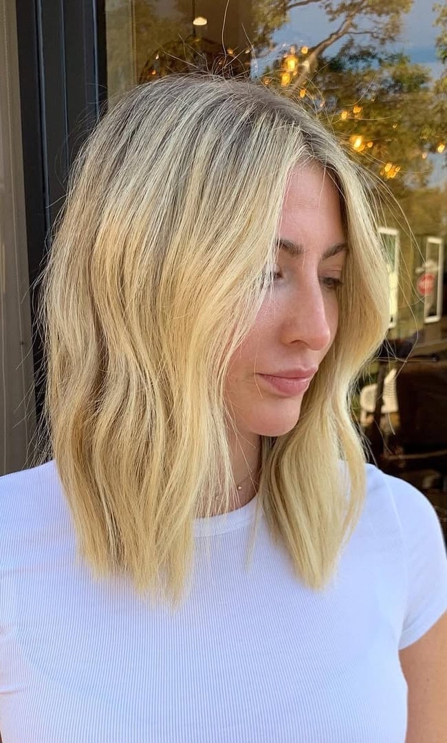 Bright Blonde Lob With Beachy Waves Bright Blonde Lob With Beachy Waves
